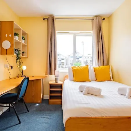 Apartment 58 - Affordable 3 Bed